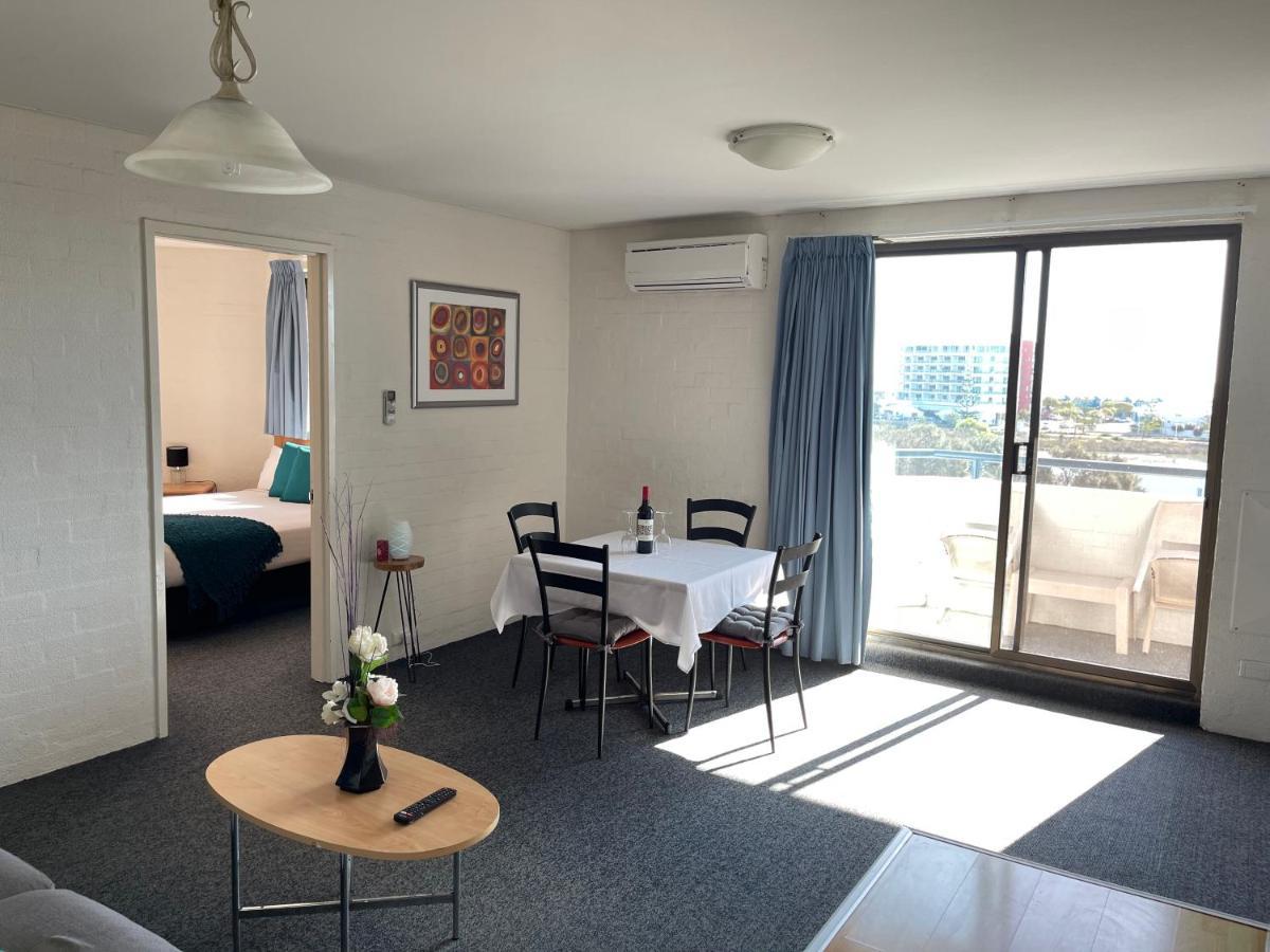 Atrium Hotel Mandurah Kültér fotó